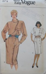 8881 EASY VOGUE SHORT - LONG SLEEVE SIDE FRONT SEAM  STRAIGHT DRESS PATTERN 12
